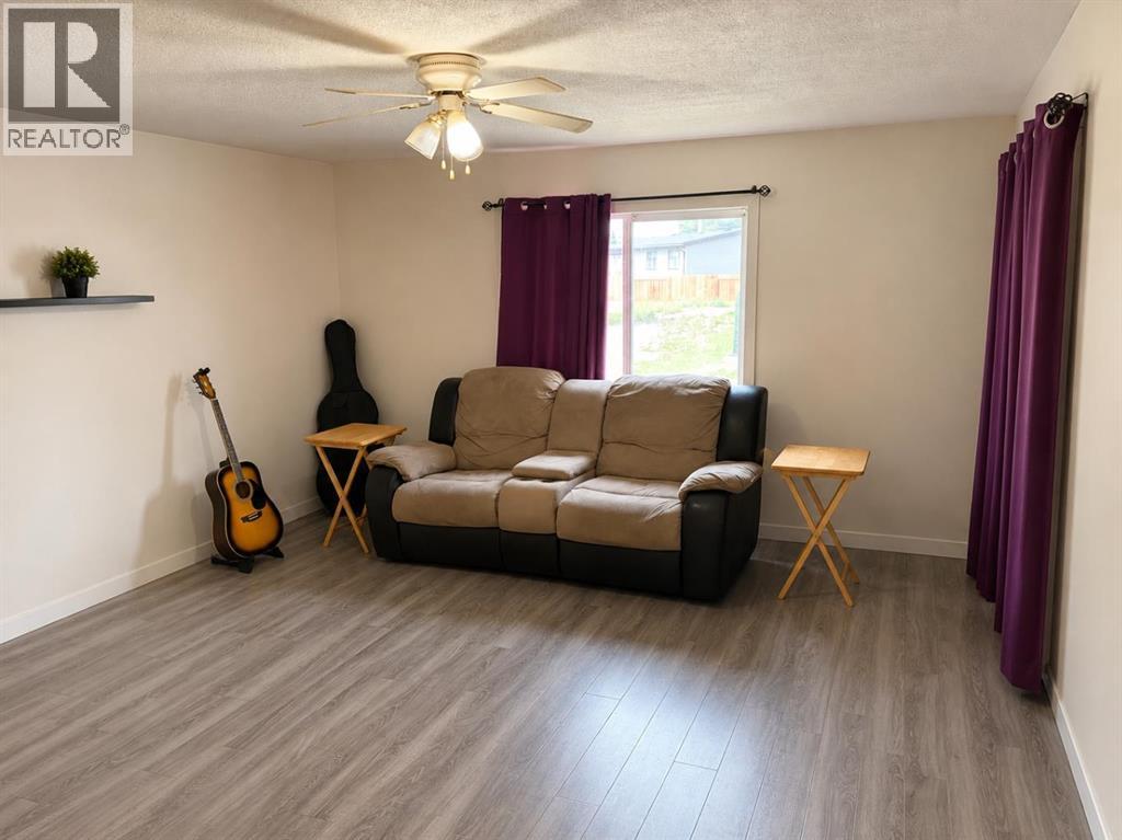 224 Polar Avenue NE - Image 4