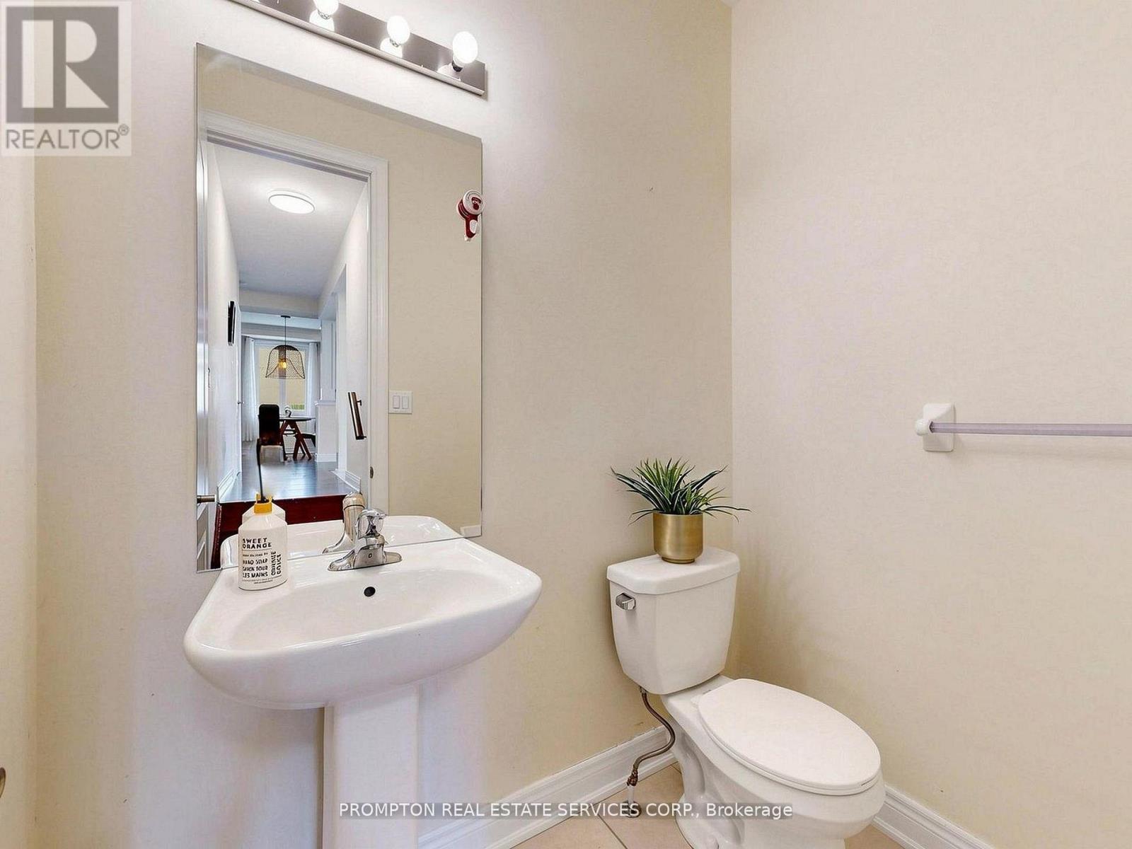29 BEEBE CRESCENT - 17
