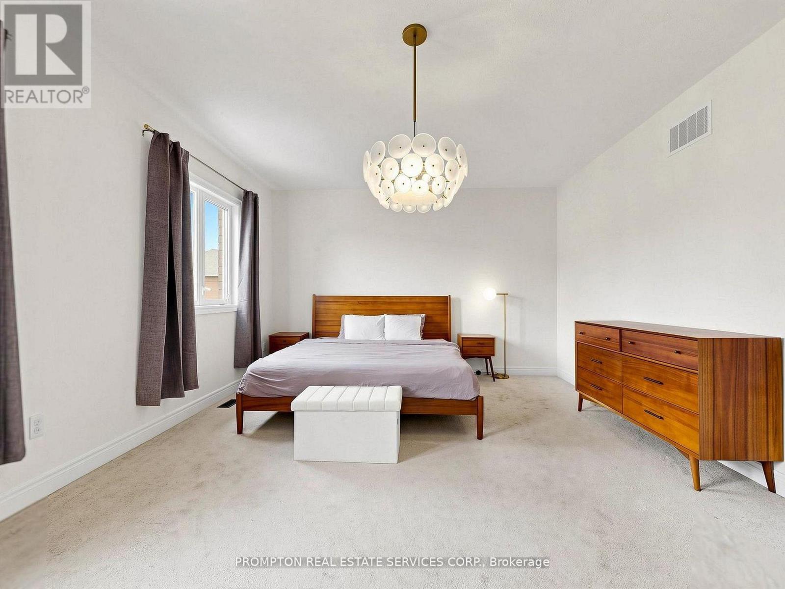 29 BEEBE CRESCENT - 21