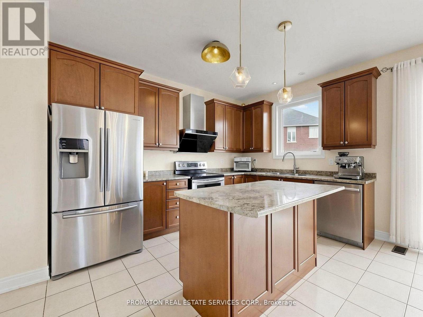 29 BEEBE CRESCENT - 15