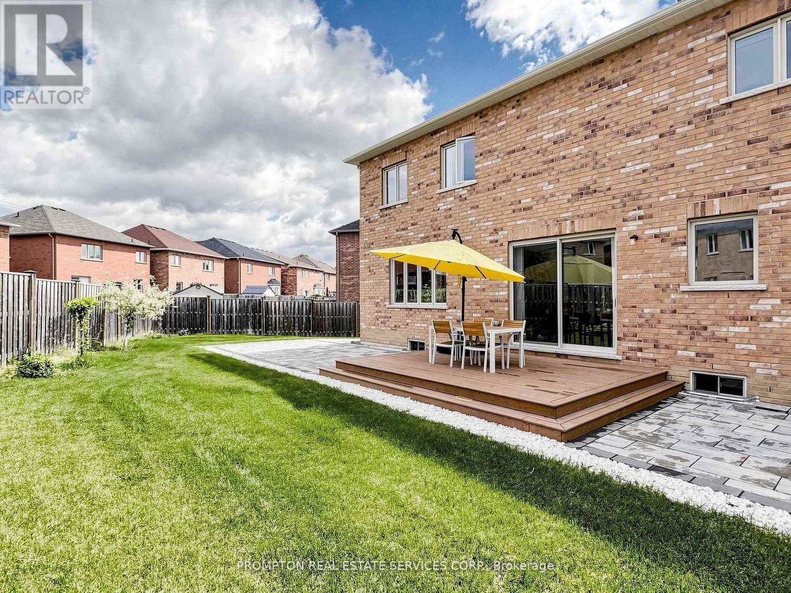 29 BEEBE CRESCENT - 35