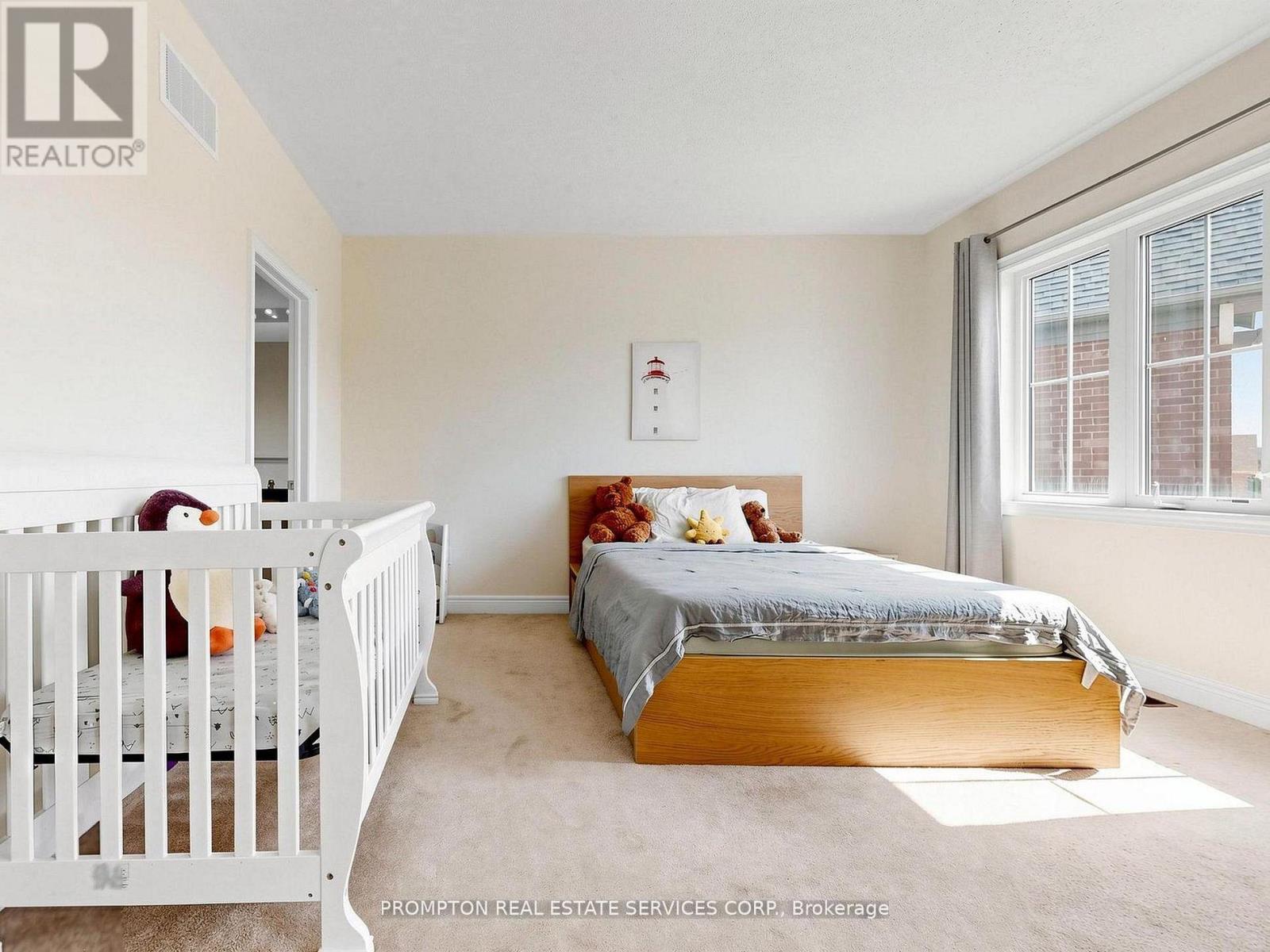 29 BEEBE CRESCENT - 26
