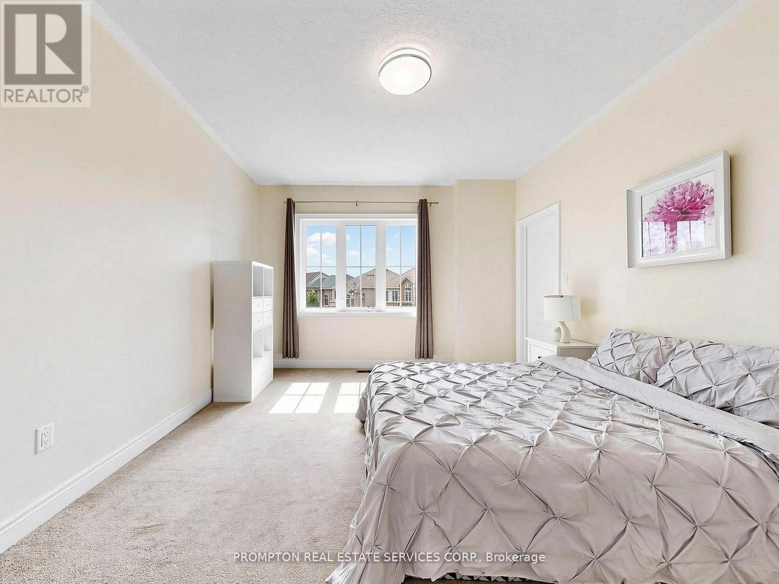 29 BEEBE CRESCENT - 28
