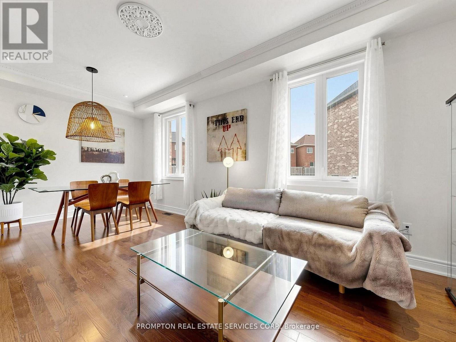 29 BEEBE CRESCENT - 6