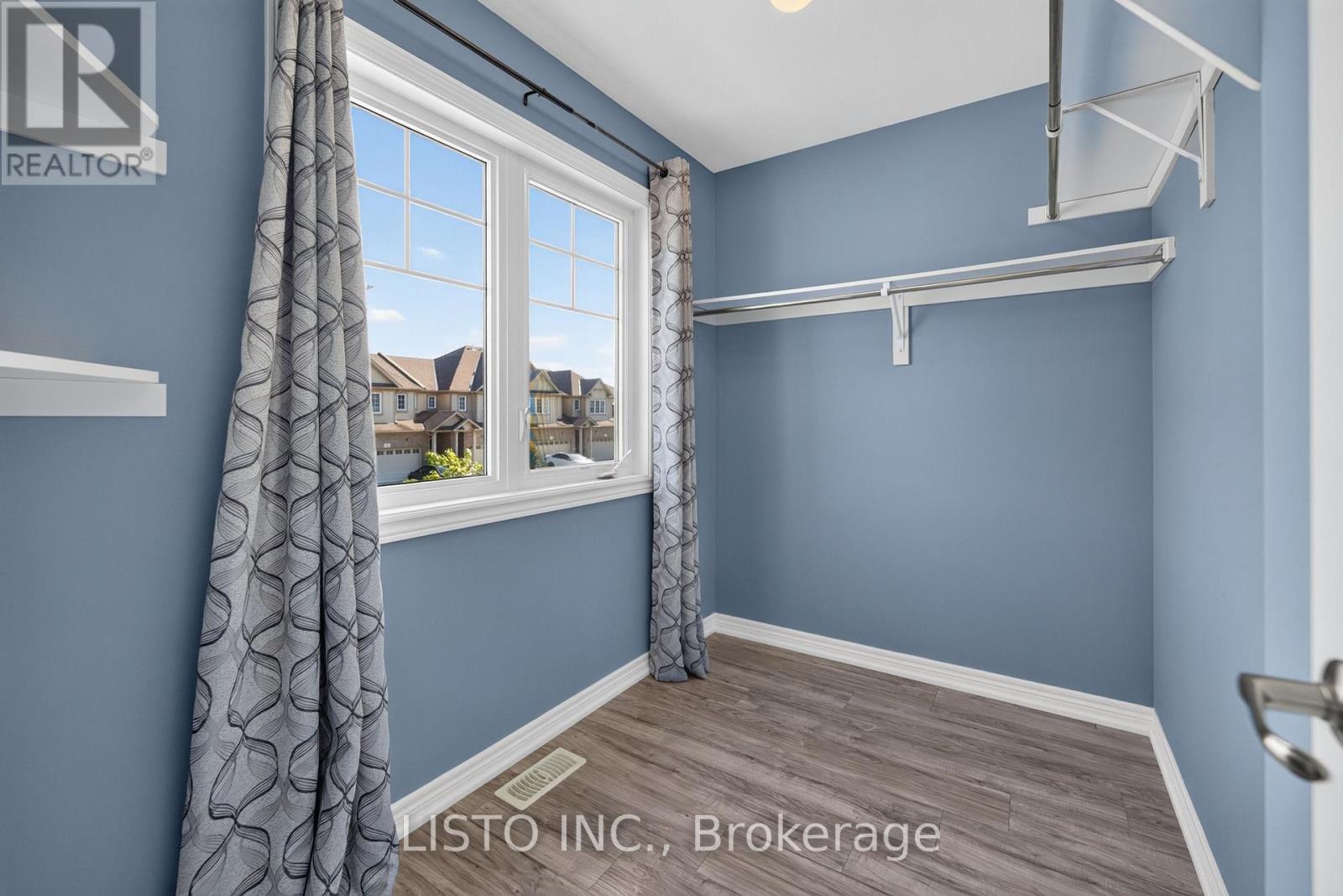 44 HANEY DRIVE - 18