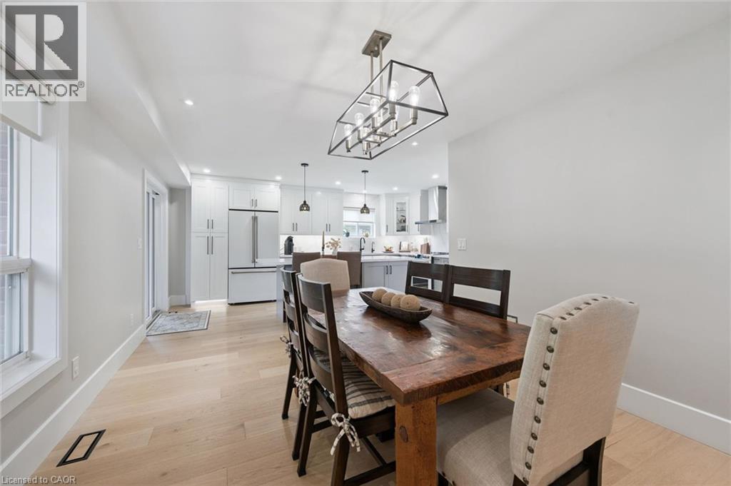 24 WATSON Crescent - 21