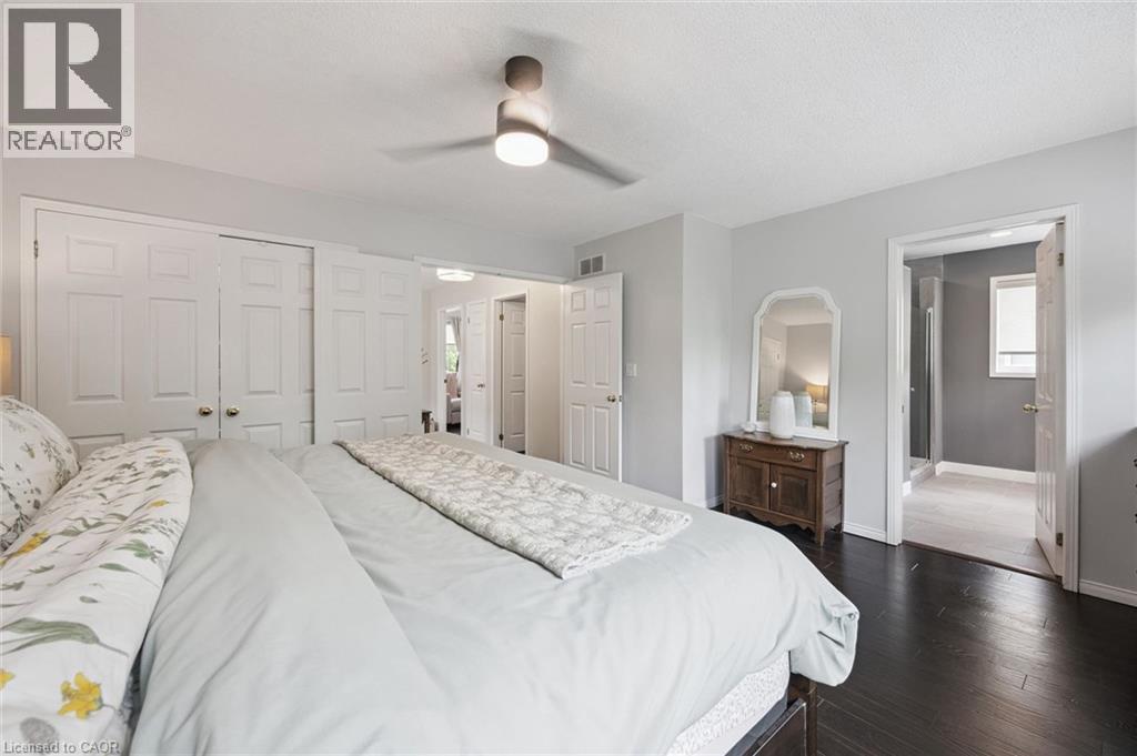 24 WATSON Crescent - 29