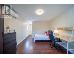 Bathroom - 293-295 Glenridge Avenue, St  Catharines, ON L2T3K5 Photo 12