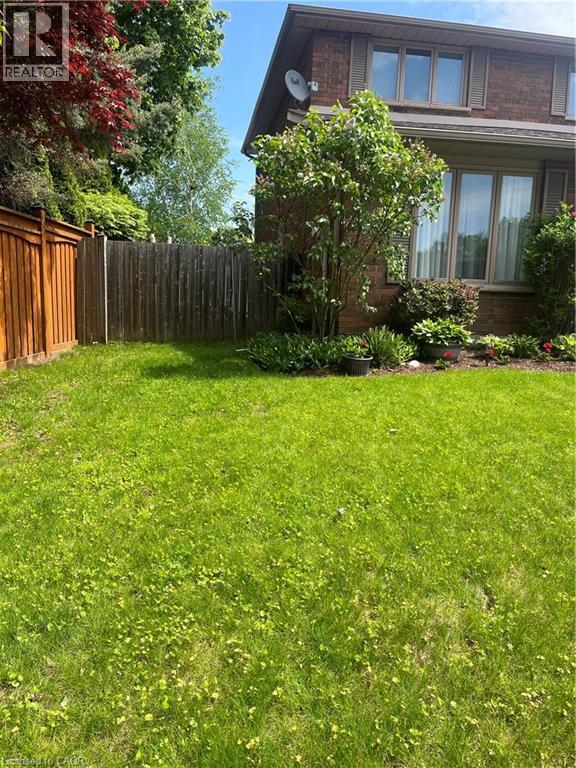 153 MEADOWBROOK Drive - 40