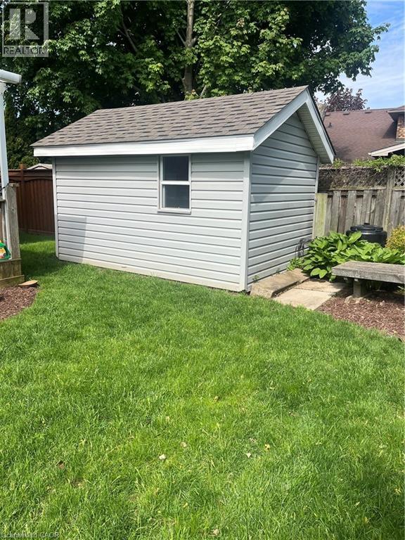153 MEADOWBROOK Drive - 36