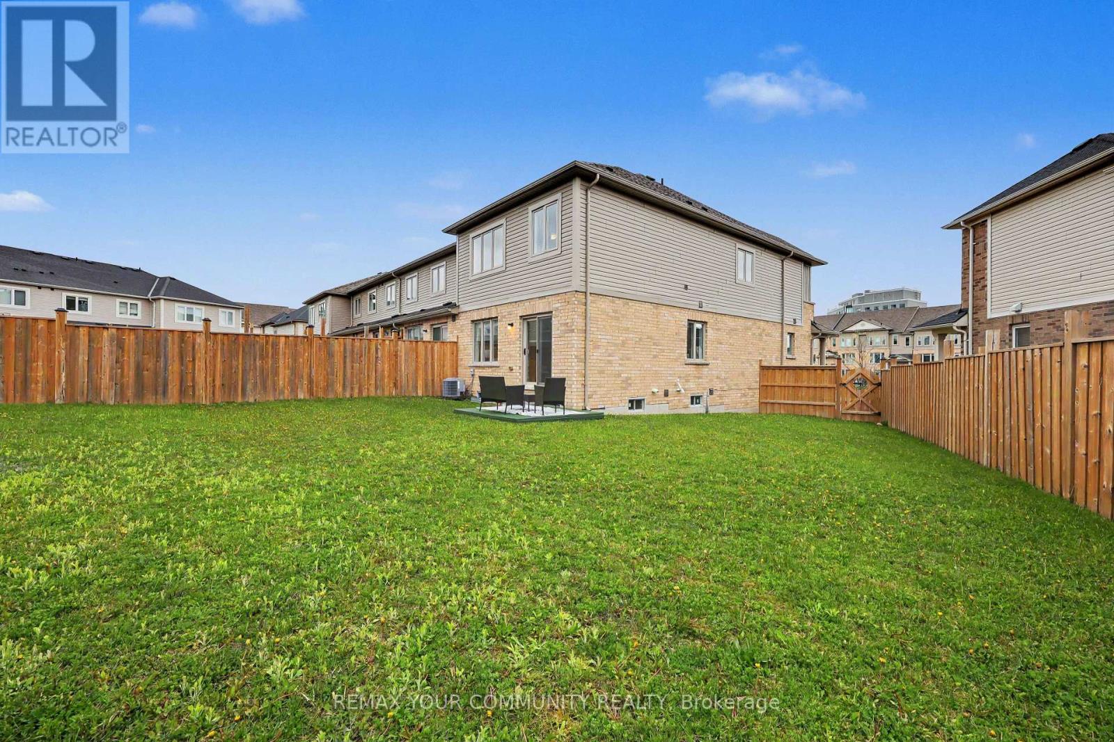 56 SKINNER DRIVE - 25