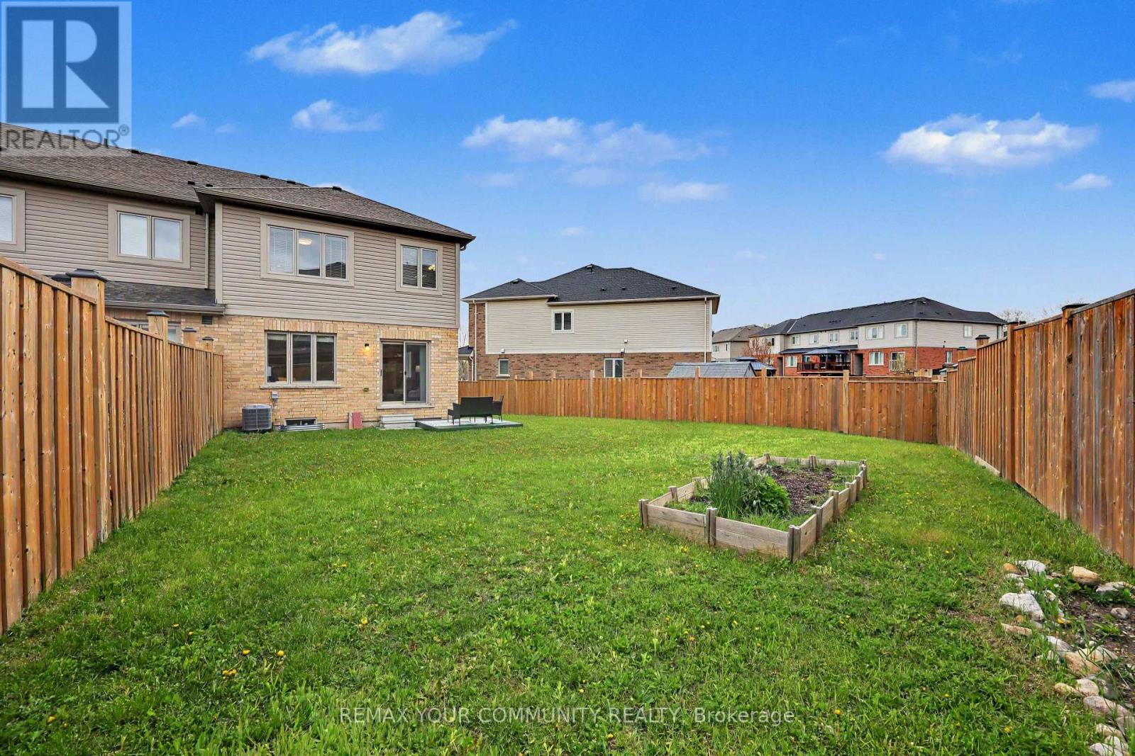 56 SKINNER DRIVE - 26