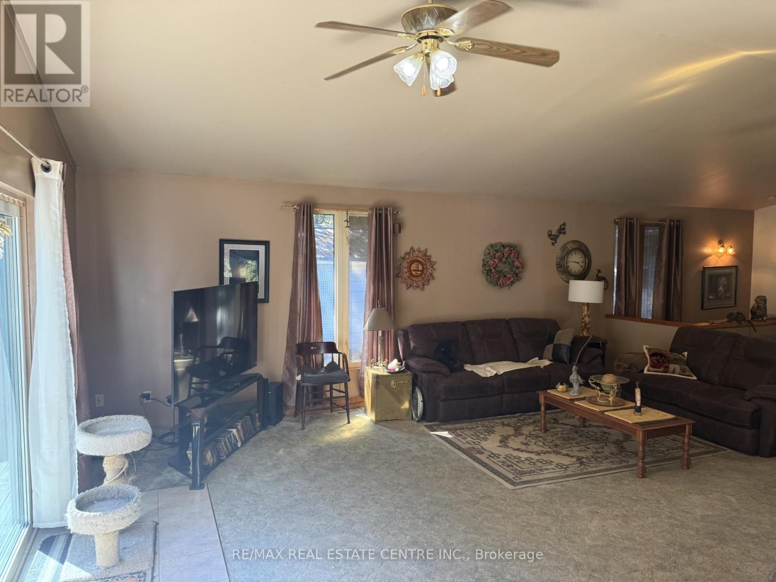 21 MCCUTCHEON ROAD - 12
