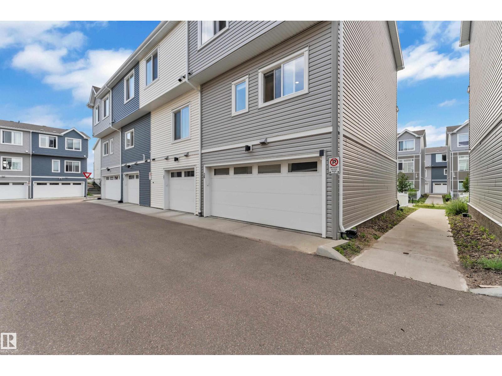 #36 215 SADDLEBACK RD NW - 34