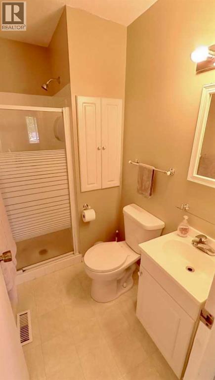 5333 57 Avenue - 20