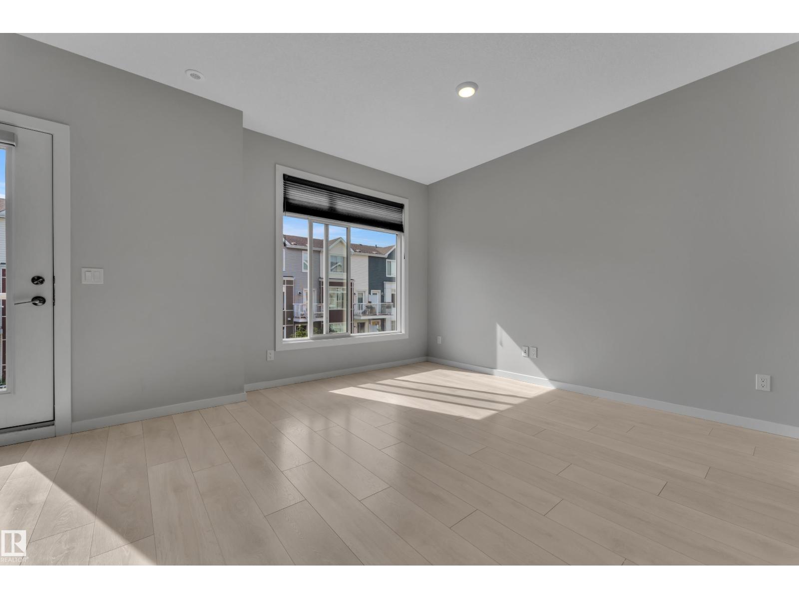 #36 215 SADDLEBACK RD NW - 20
