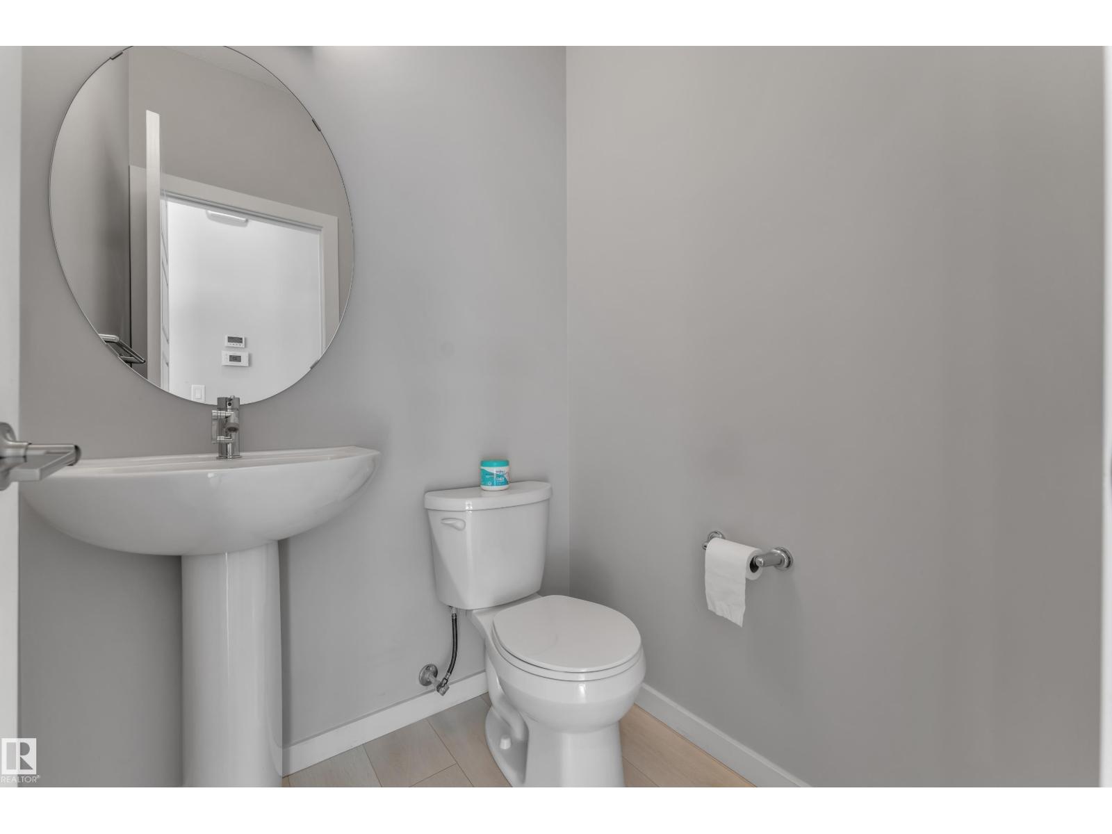 #36 215 SADDLEBACK RD NW - 19