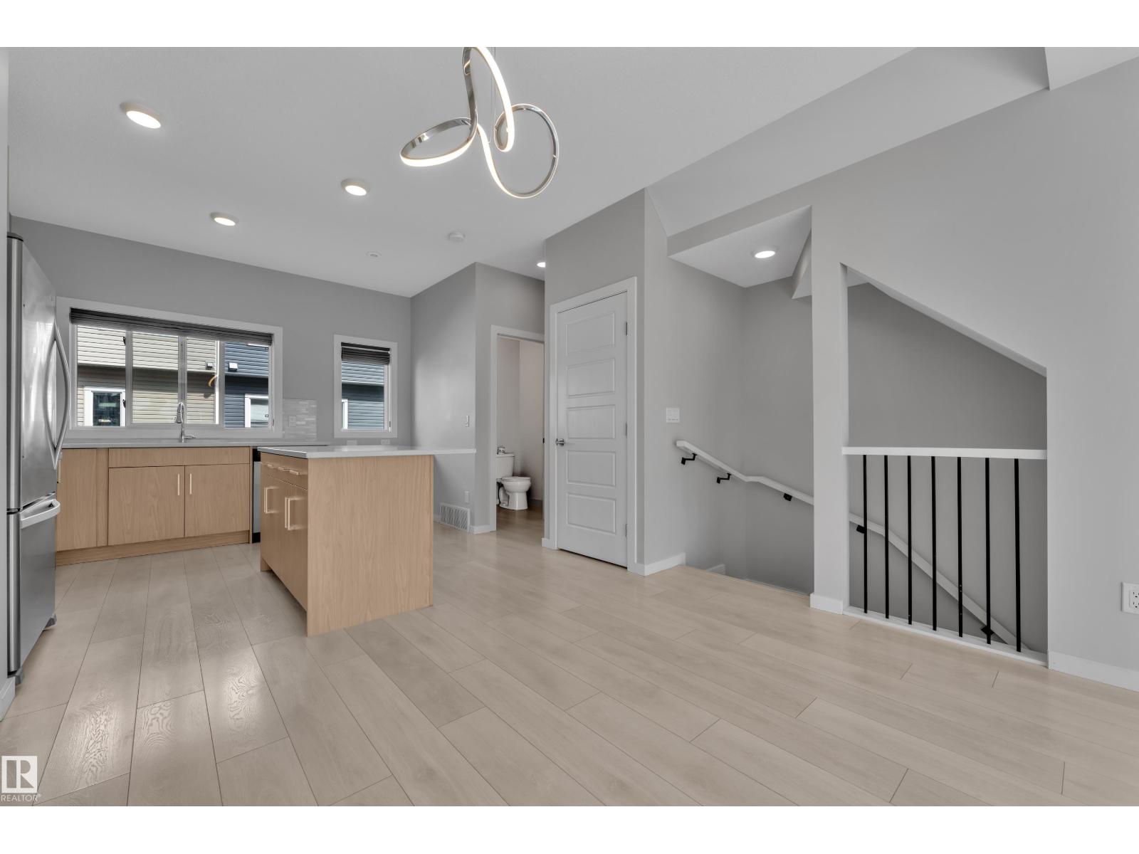 #36 215 SADDLEBACK RD NW - 14