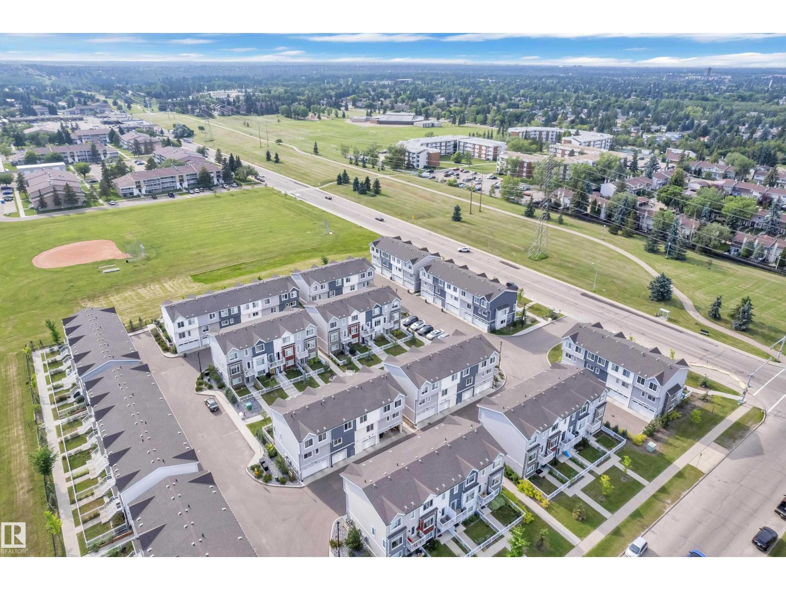 #36 215 SADDLEBACK RD NW - 4