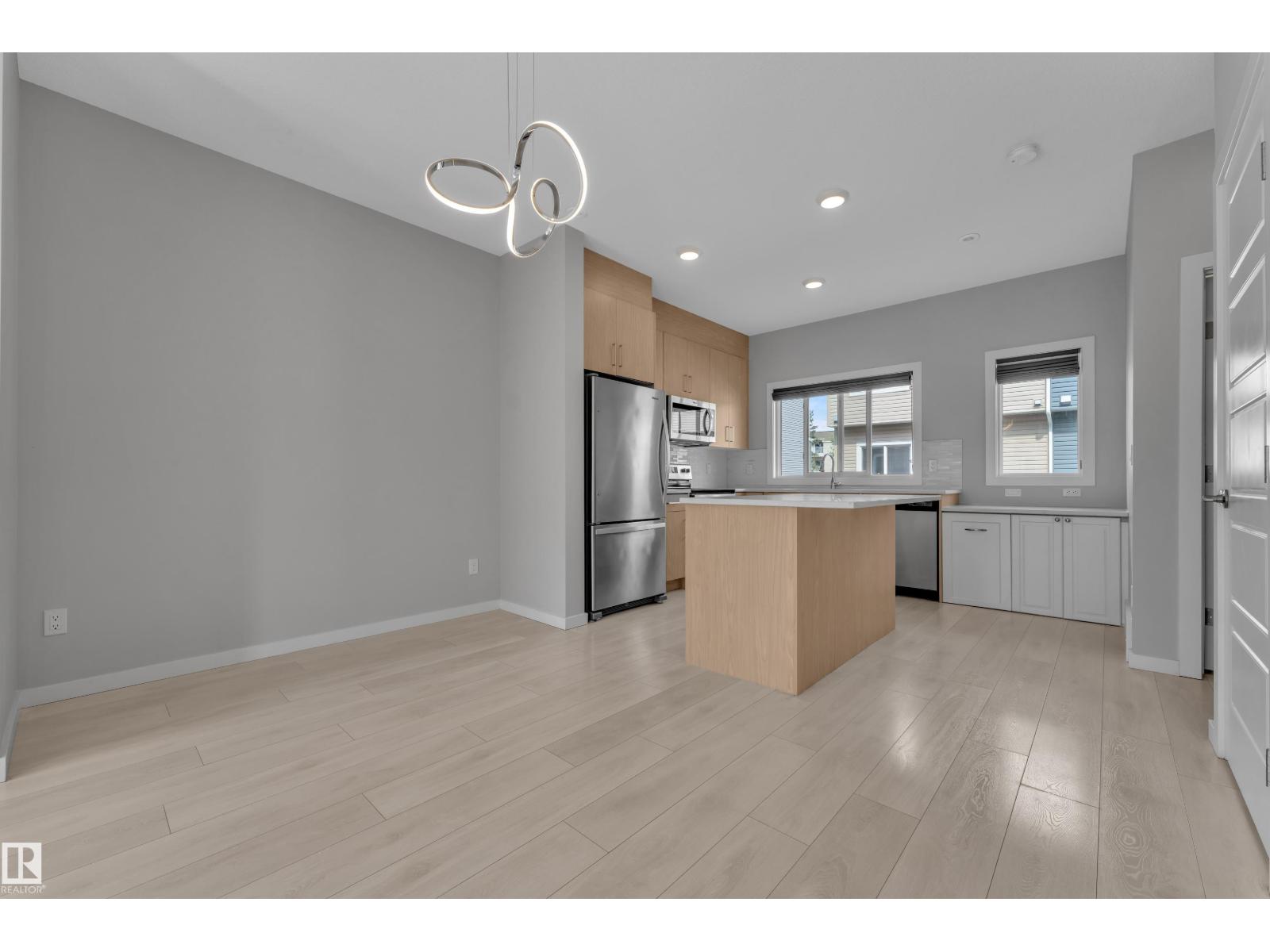 #36 215 SADDLEBACK RD NW - 13