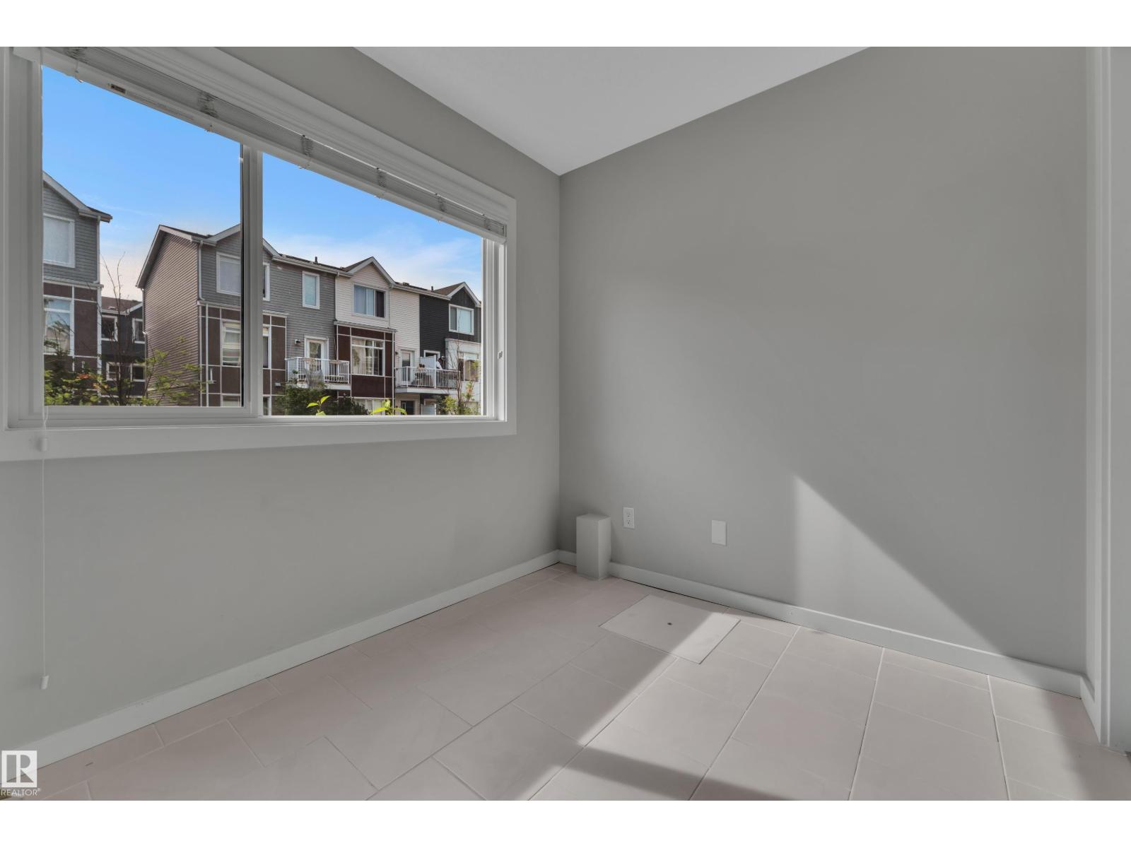 #36 215 SADDLEBACK RD NW - 12