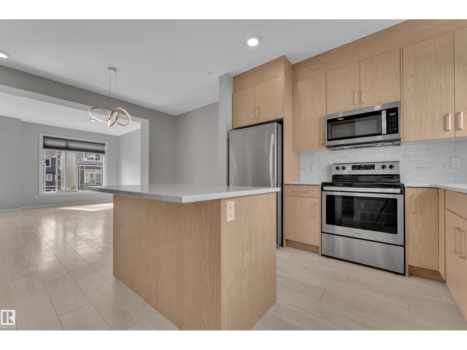 #36 215 SADDLEBACK RD NW - 16