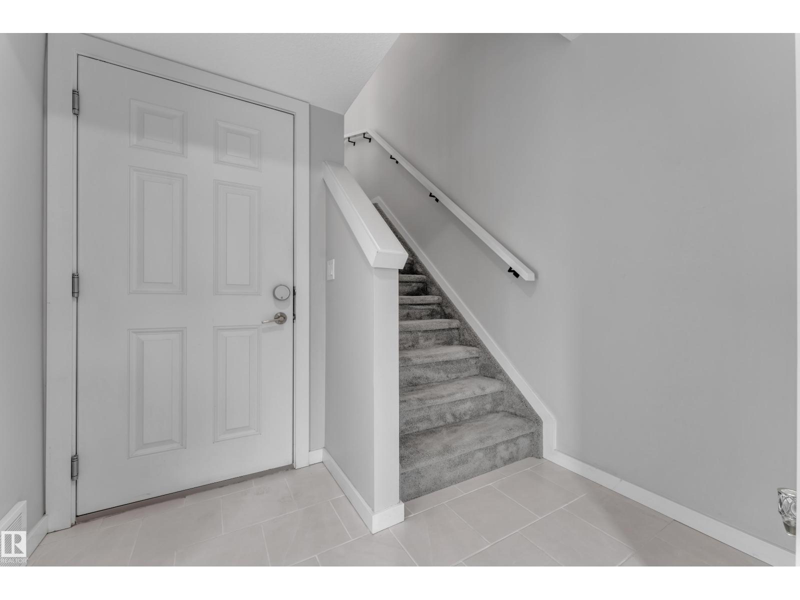 #36 215 SADDLEBACK RD NW - 9