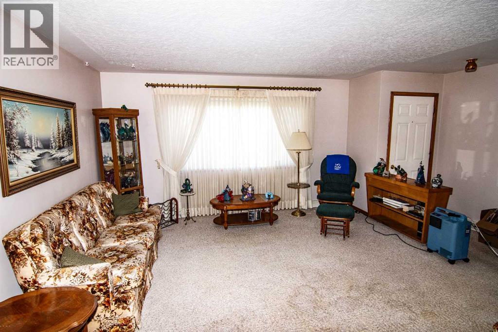3403 19 Street NW - 20
