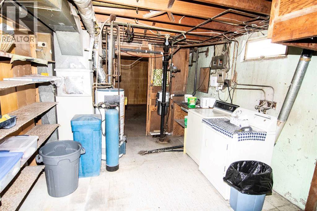 3403 19 Street NW - 28