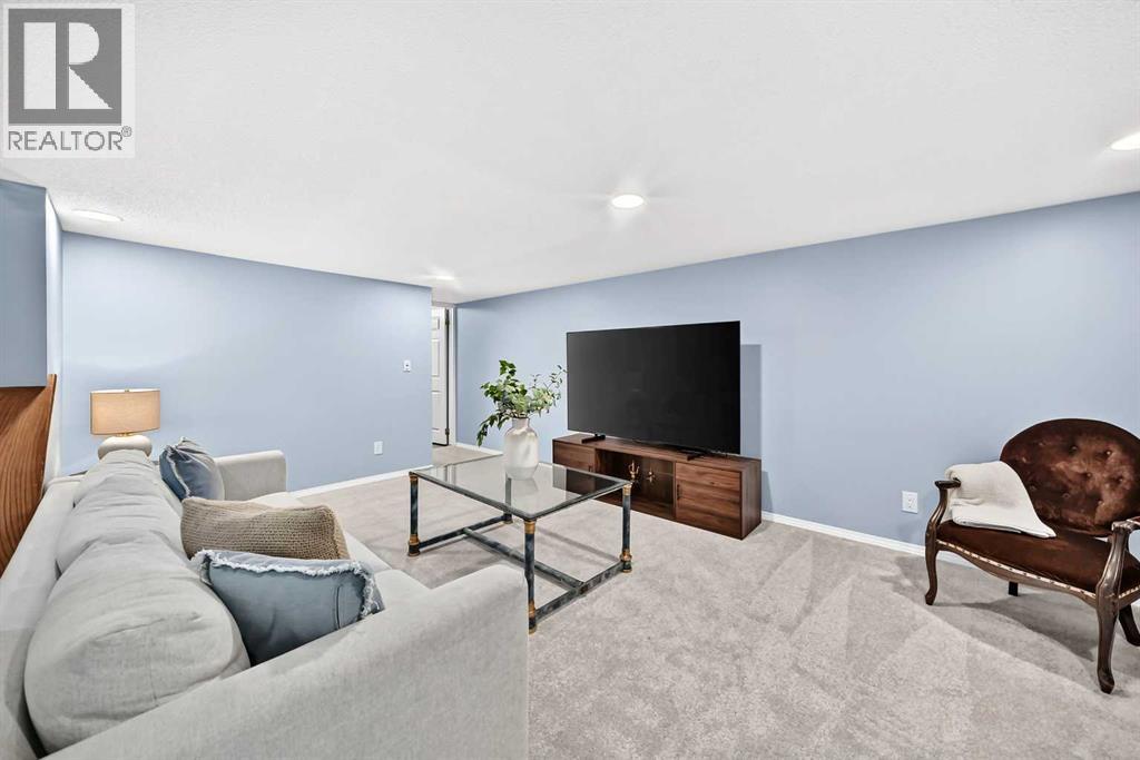 28 Woodmont Place SW - 27
