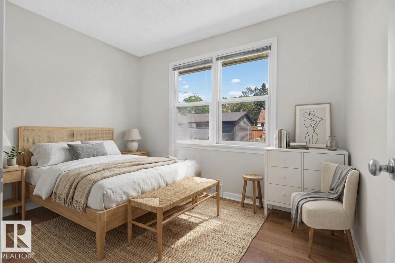 8817 91 ST NW - 21