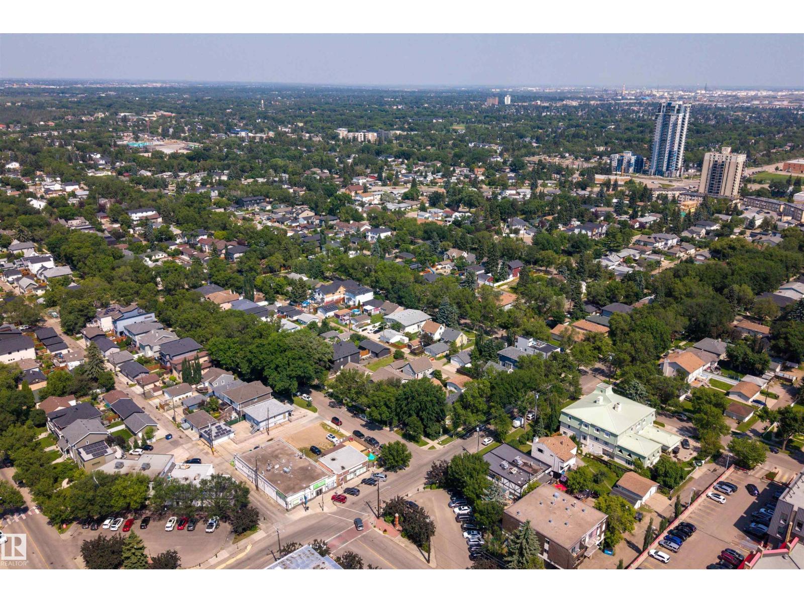 8817 91 ST NW - 49