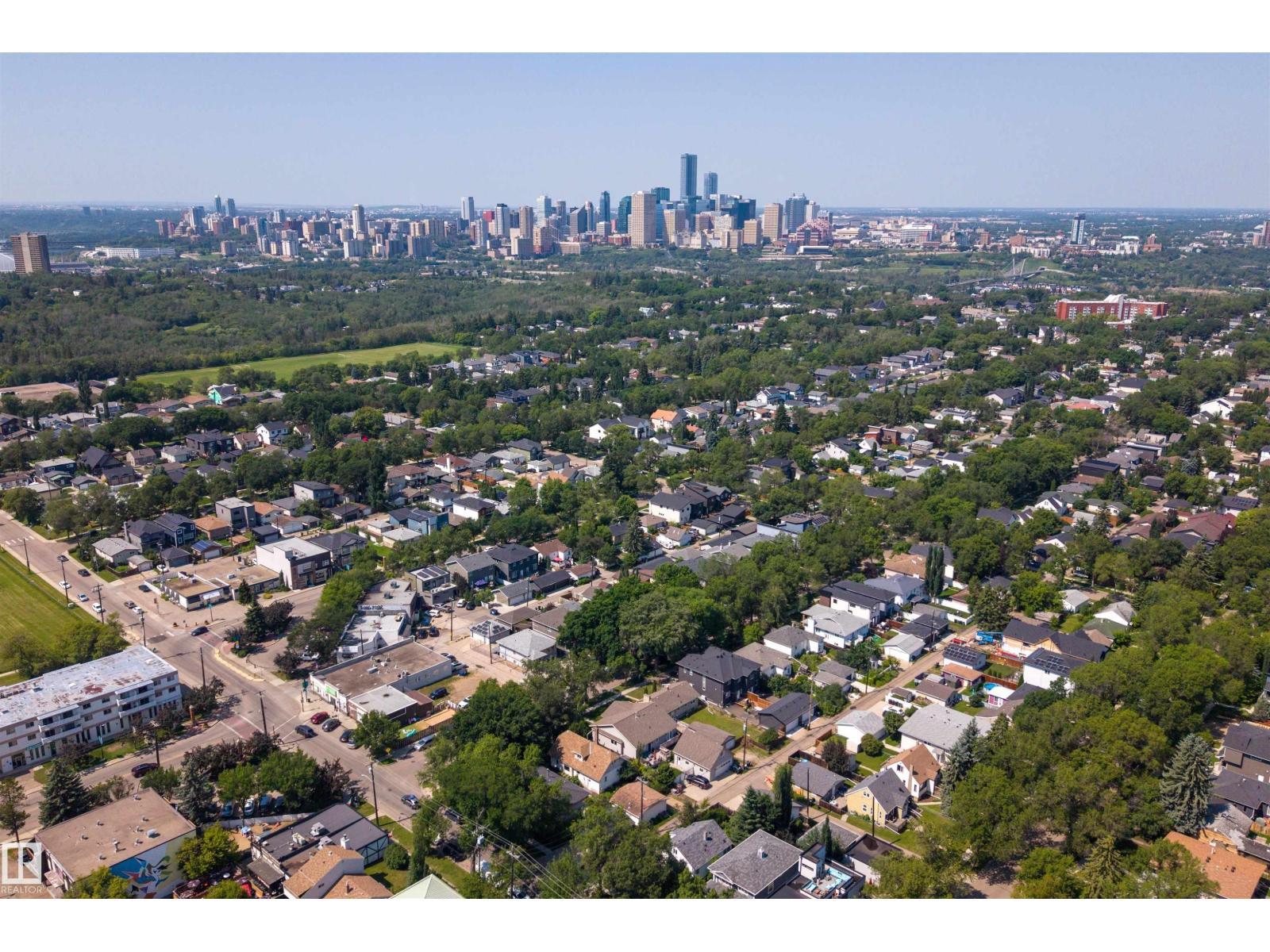 8817 91 ST NW - 50