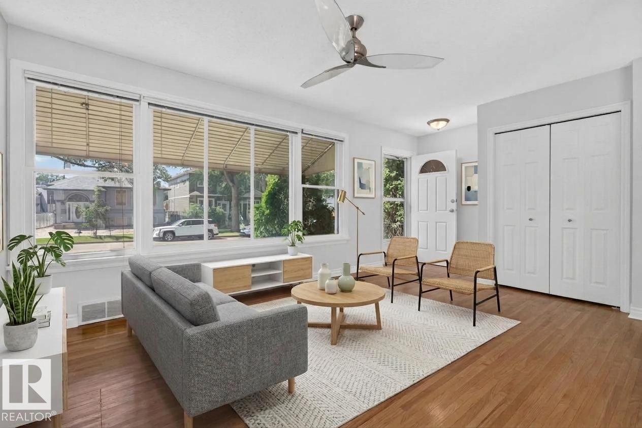 8817 91 ST NW - 6