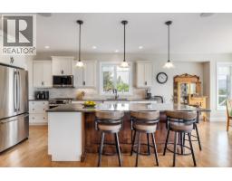 4pc Bathroom - 13615 Middle Bench Road, Lake Country, BC V4V2B4 Photo 9