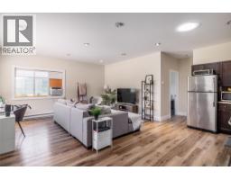 13615 Middle Bench Road, Lake Country, BC V4V2B4 Photo 58