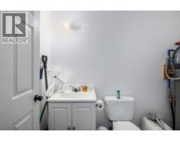 13615 Middle Bench Road, Lake Country, BC V4V2B4 Photo 63