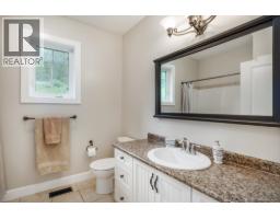 Bedroom - 13615 Middle Bench Road, Lake Country, BC V4V2B4 Photo 20
