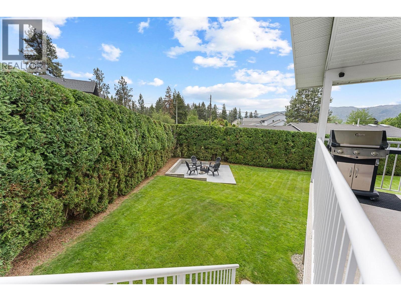 10911 Lehmann Road - 12