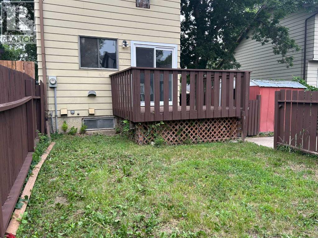 41 South Ridge Crescent SW - 18