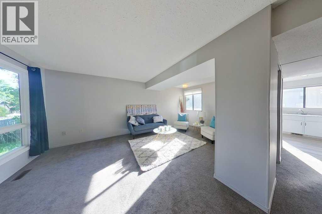 41 South Ridge Crescent SW - 4