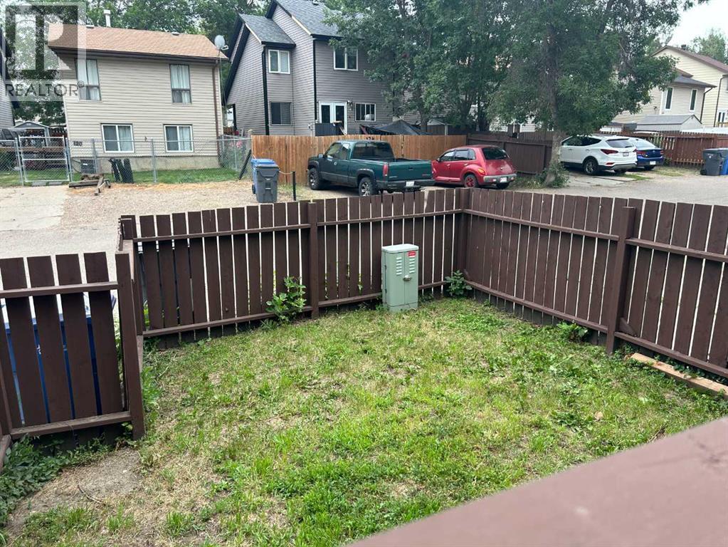 41 South Ridge Crescent SW - 16