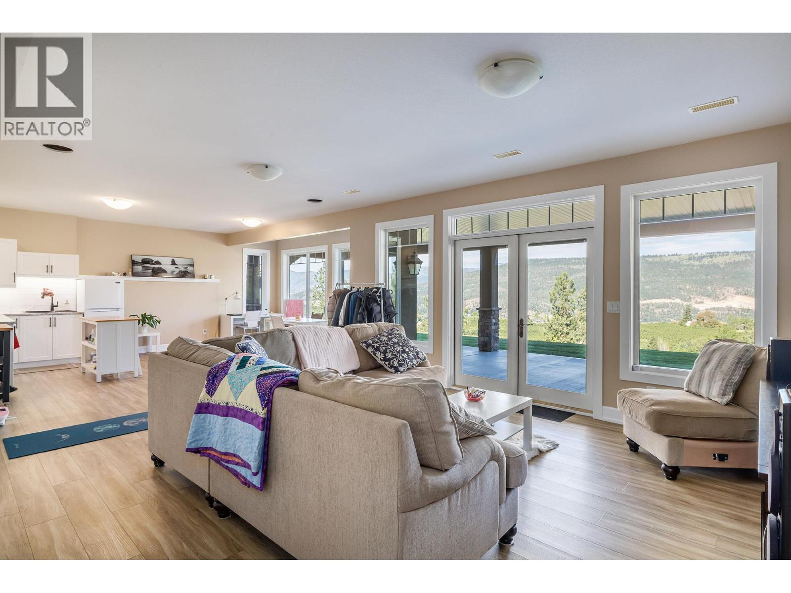 13615 Middle Bench Road - 30