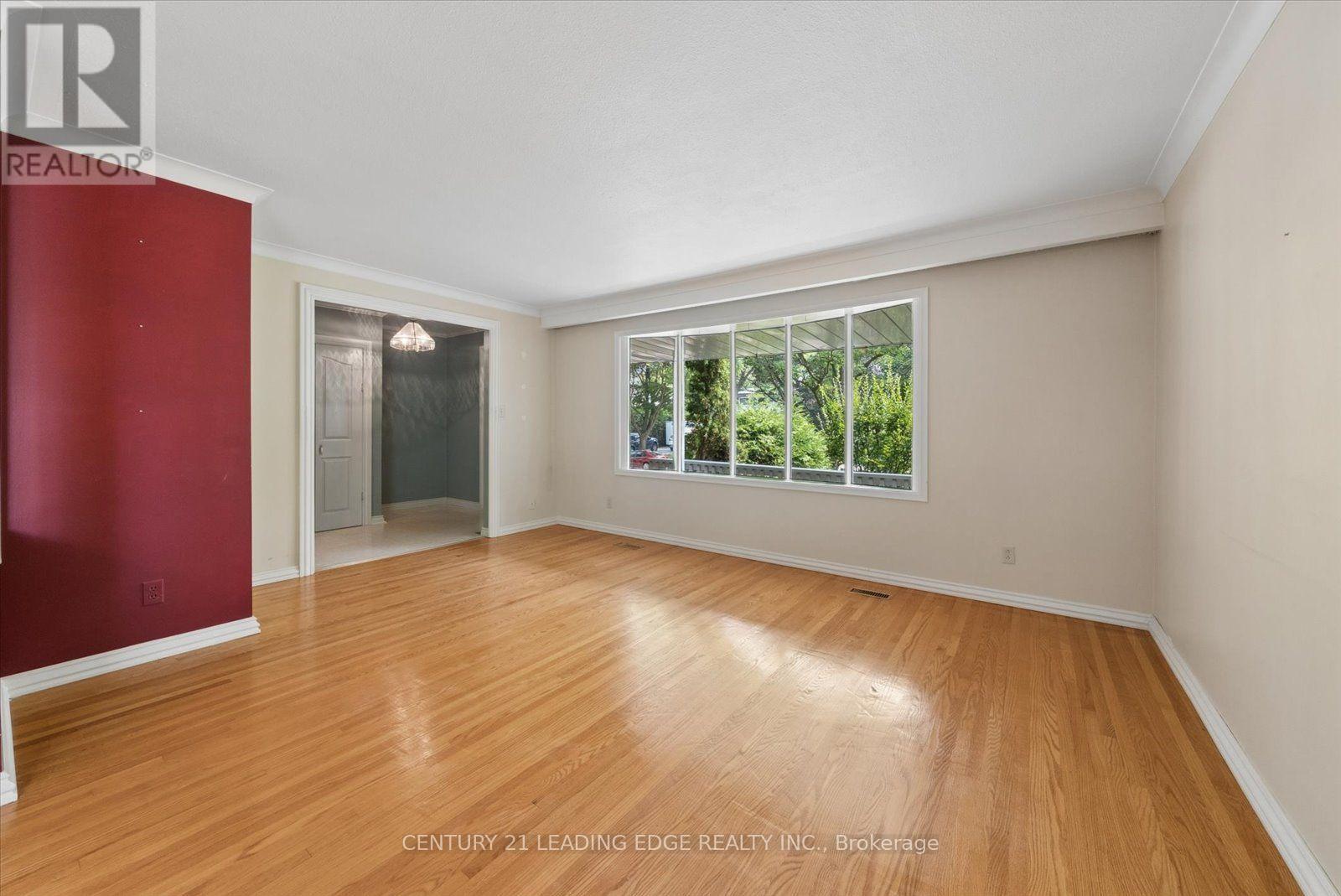 6 THOMAS KINNEAR COURT - 10