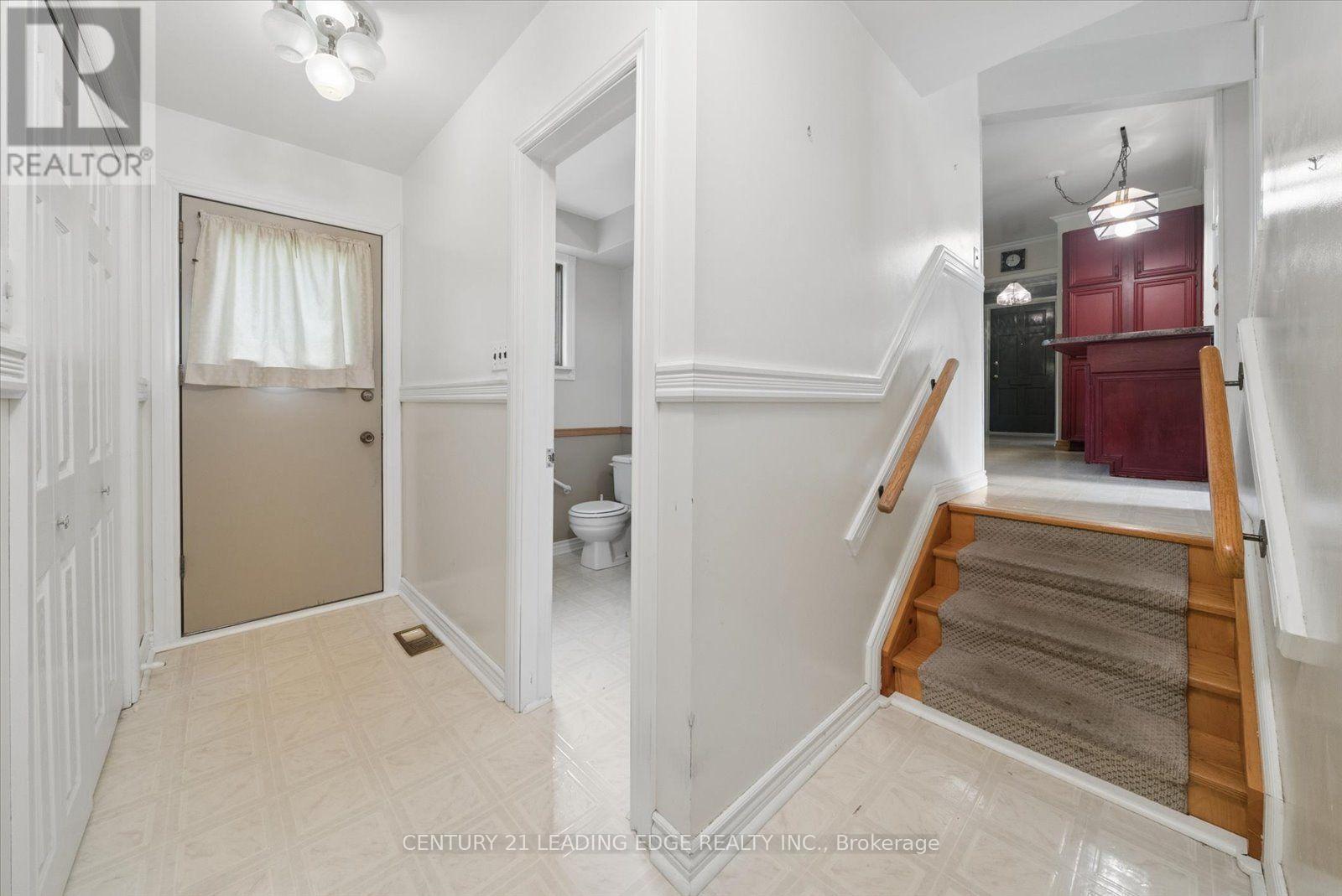 6 THOMAS KINNEAR COURT - 17