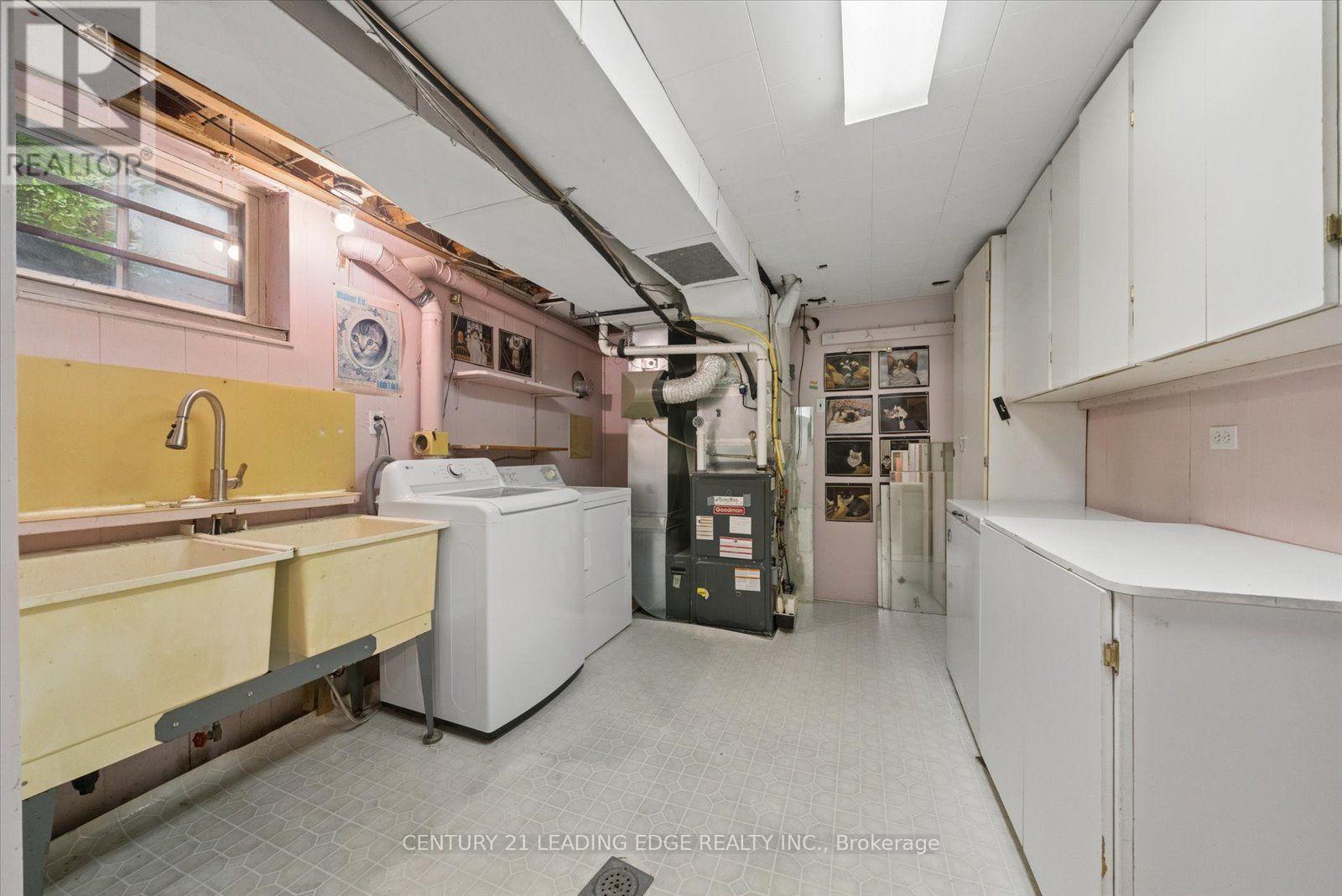 6 THOMAS KINNEAR COURT - 42