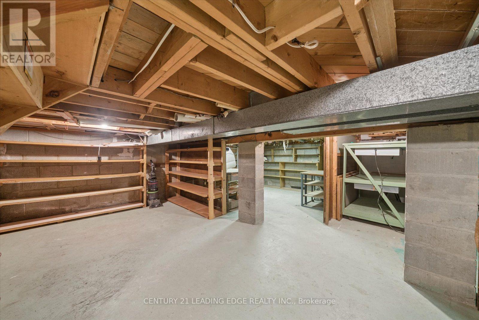 6 THOMAS KINNEAR COURT - 43