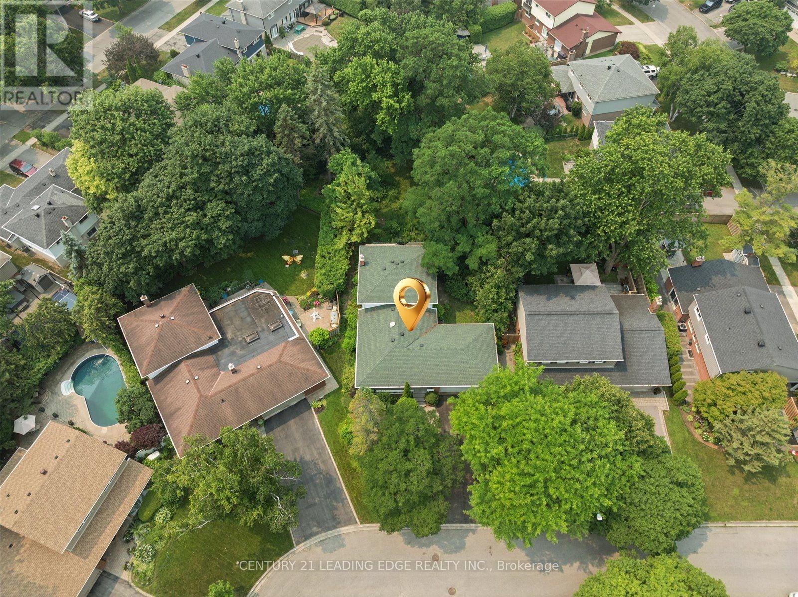 6 THOMAS KINNEAR COURT - 48