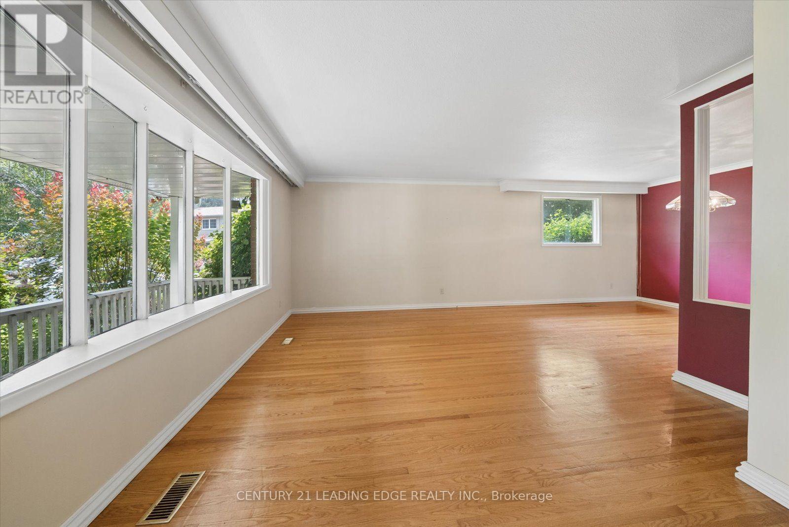 6 THOMAS KINNEAR COURT - 9