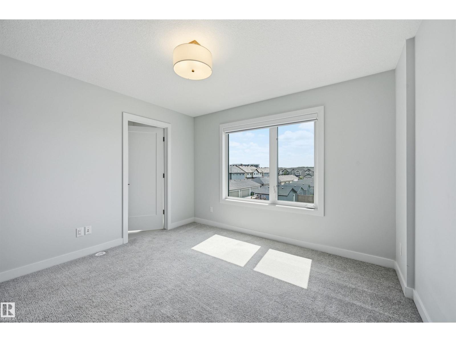 #4 11910 35 AV SW - 34